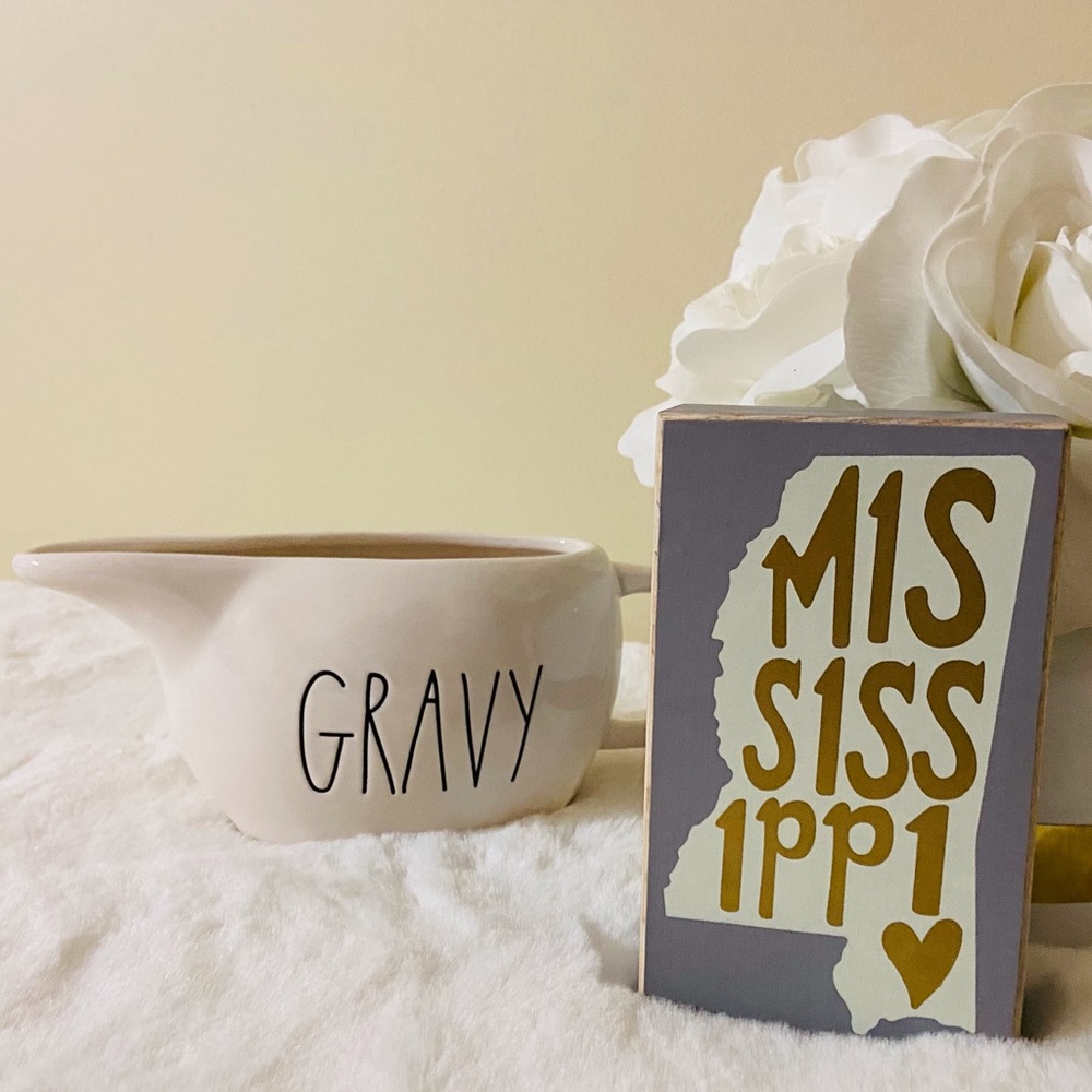 Rae Dunn Gravy Bowl